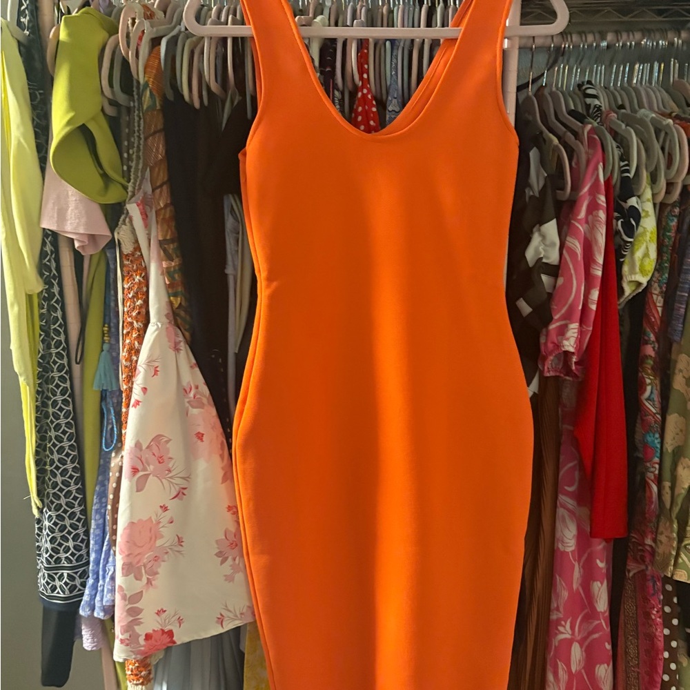 Orange Sleeveless Dress - Picture 5 of 6